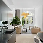 Luxury By Freetown & Canals Apartment