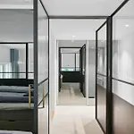 Luxury By Freetown & Canals Apartment *
