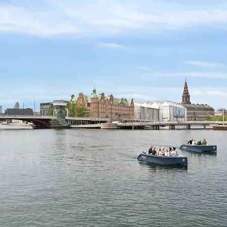 Luxury By Freetown & Canals *