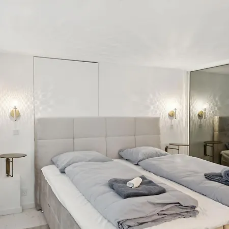 شقة Luxury By Freetown & Canals *